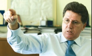 Dan Pascariu, UniCredit: Alegerea comporta riscuri, iar libertatea – reponsabilitate (invatamintele crizei francului elvetian) item-thumbnail