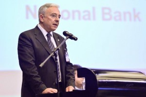 Mugur Isărescu la Banking Compliance Summit: ROBOR este un produs al pieței, care a ajuns o problemă a noastră, a BNR item-thumbnail