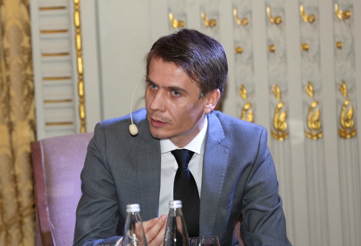 Bumerangul imoralitatii in relatia banci-clienti se-nghesuie in proverbul ”Semeni vant, culegi furtuna”. Acum datoriile se pot sterge cu o lege absurda, ce poate fi poreclita ”Darea in plata Domnului” Bumerangul imoralitatii in relatia banci-clienti se-nghesuie in proverbul ”Semeni vant, culegi furtuna”. Acum datoriile se pot sterge cu o lege absurda, ce poate fi poreclita ”Darea in plata Domnului”