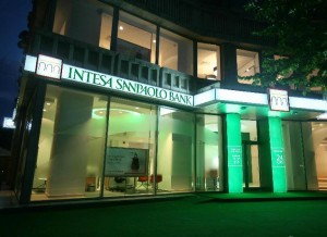 Intesa Sanpaolo Bank România și-a triplat profitul net în 2017 item-thumbnail