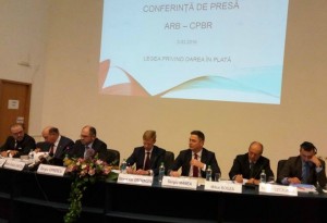 Șefii băncilor ies la rampă pentru a combate la unison darea în plată item-thumbnail