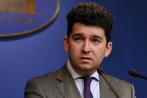 Liviu Voinea, BNR: Îndatorarea totală este semnificativ mai mare decât creditarea totală în sectorul bancar. item-thumbnail