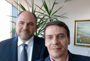 SELFIE INTERVIU. Sergiu Oprescu pune punctul pe ”i”: Cred că trebuia să pedepsim mult mai mult derapajele în interiorul sistemului bancar, poate așa nivelul de încredere în bănci ar fi fost altul item-thumbnail