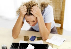 Cum să luați un credit astfel încât să aveți siguranța că nu riscați să vă creeze probleme financiare item-thumbnail