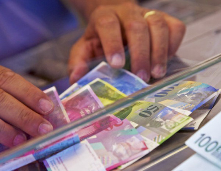 Suma record de restituit de catre banca: 89.680 de franci elvetieni, in urma unui proces pe clauze abuzive Suma record de restituit de catre banca: 89.680 de franci elvetieni, in urma unui proces pe clauze abuzive