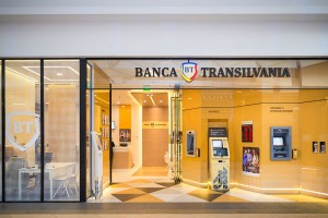 Robotul Livia de la BT® oferă clienților băncii informații inclusiv prin telefon, pe lângă Facebook Messenger şi Skype item-thumbnail