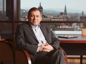 Dupa primul trimestru, Banca Transilvania anunta rezultate financiare pozitive. Horia Ciorcila, despre planurile ambitioase de crestere: Suntem atenti la oportunitatile pietei bancare locale. item-thumbnail