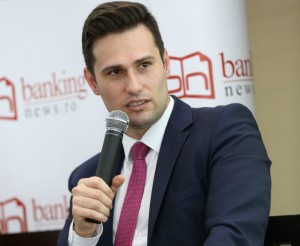 Raiffeisen Bank a emis peste 10.000 de carduri de cumpărături co-branded eMAG. Vasile Tanasa: ”Clienții fac în medie cu 20% mai multe tranzacții cu acest instrument de plată” item-thumbnail