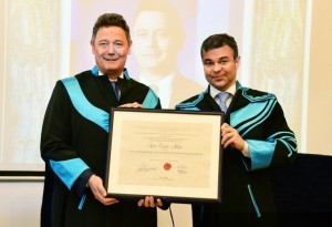 Sergiu Manea, președintele BCR, a primit titlul de Doctor Honoris Causa din partea Universității de Vest din Timișoara item-thumbnail