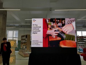Banca Transilvania, singura bancă din România care oferă posibilitatea de a plăti contactless cu telefonul prin aplicația BT Pay item-thumbnail