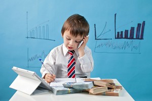APPE: Micul bancher al anului 2018 va fi ales din 123 de elevi item-thumbnail