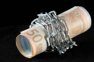 Plafonarea dobânzilor pentru credite a fost votată în Senat item-thumbnail
