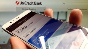 UniCredit Bank, “upgrade” pentru aplicația de Mobile Banking. Printre noutăţi regăsim portofelul electronic și activarea funcției Face ID recognition pentru telefoanele iPhone X item-thumbnail