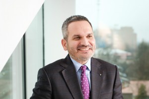 Banca Transilvania va răscumpăra 10 milioane acţiuni. Omer Tetik: Ne bucurăm că în 2017 am menţinut trendul de creştere a profitabilităţii băncii item-thumbnail