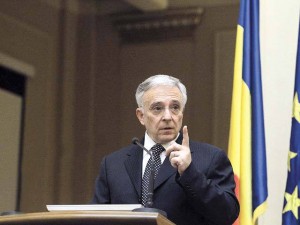 Mugur Isărescu merge mâine în Parlament să explice evoluţia inflaţiei item-thumbnail