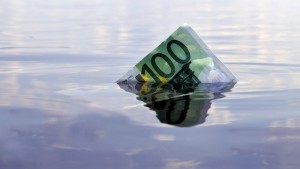 Europa atacă problema creditelor neperformante pe toate căile. CE şi BCE, noi propuneri pentru bănci. Legislaţia NPL-urilor din Romania nu permite adoptarea măsurilor propuse de Comisia Europeană item-thumbnail