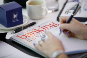 ALPHA BANK SUSȚINE UN PROIECT DE EDUCAȚIE FINANCIARĂ PRIN INTERMEDIUL CĂRUIA REVISTA BANKINGNEWS AJUNGE LA STUDENȚII FACULTĂȚILOR ECONOMICE DIN IAȘI ȘI CLUJ-NAPOCA item-thumbnail