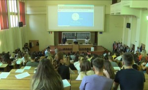 BCR vrea în Cartea Recordurilor și predă cea mai mare lecţie de educaţie financiară din lume item-thumbnail