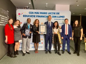 România a obținut titlul GUINNESS WORLD RECORDS pentru cea mai mare lecție de educație financiară din lume item-thumbnail