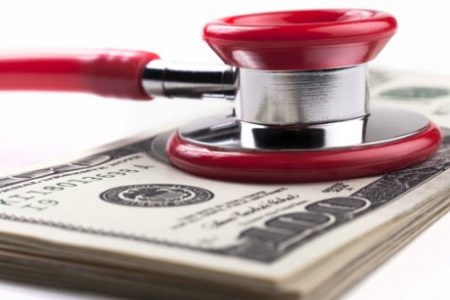 Ce banci dau credite pentru servicii medicale, cat costa si care sunt conditiile de finantare