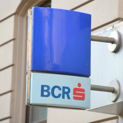 BCR a vandut un portofoliu de credite neperformante de 370 milione euro companiilor EOS si B2Holding