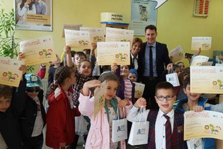 Peste 10.000 de elevi au participat la ABT Financiar, cel mai mare program de educație financiară pentru elevi organizat de Banca Transilvania