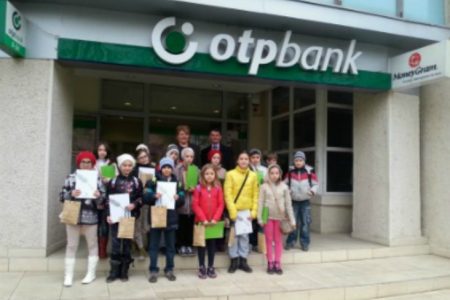 OTP Bank România participă, pentru a treia dată consecutiv, la “Școala Altfel”