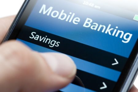 România, ultimul loc în Europa la servicii de mobile banking