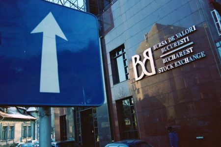 BVB, Banca Transilvania si BCR Pensii au lansat platforma de educație financiară “Fluent în Finanțe”