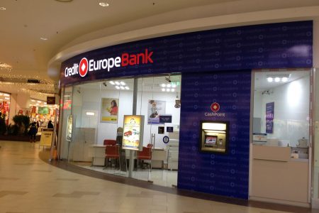 Credit Europe Bank România dezminte informația potrivit căreia banca va fi preluată de OTP Bank