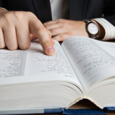 Cum se traduc pe înțelesul tuturor termenii cu care vă întâlniți în relația cu băncile