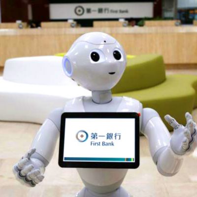 Nouă din 10 persoane nu ar lăsa un robot să le programeze finanțele personale