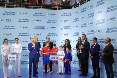 Sportivii români s-au antrenat pentru Jocurile Olimpice sub ochii bancherilor. BCR va susține COSR cu peste jumătate de milion de euro pe an pentru pregătirea viitorilor campioni