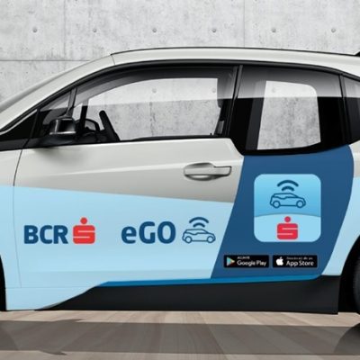 Car-sharing prin card bancar de la BCR. Clienții vor putea conduce mașini electrice, la un tarif de 0,4 lei per minut