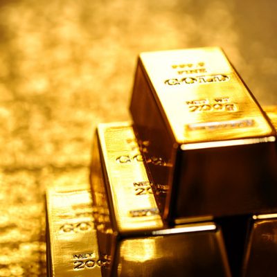 Saxo Bank: Aurul se consolidează, cu ochii pe randamentele yen și titlurile SUA