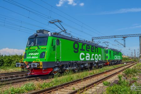 Softronic primește o finanțare de 14 milioane de euro de la Raiffeisen Bank pentru livrarea a șase locomotive electrice