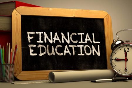ARB și IBR au pus bazele unui program de educație financiară ce va sprijini formarea profesorilor din scoli și licee