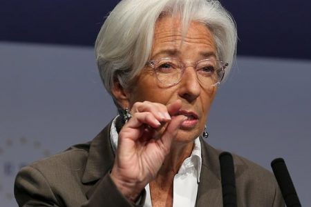 CORONACRIZĂ. Christine Lagarde respinge posibilitatea unor ştergeri generalizate a datoriilor contractate de statele din zona euro în timpul COVID-19. Miniştrii europeni de Finanţe încercă astăzi să ajungă la un acord cu privire la un plan de relansare