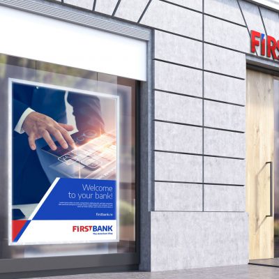 Experiență bancară 100% digitală: First Bank implementează semnătura electronică la distanță și își vinde toate produsele și serviciile online