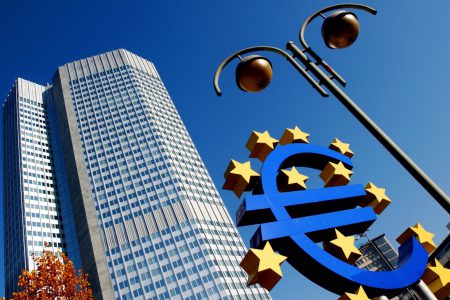 BCE menține dobânda cheie la cel mai scăzut nivel din istorie