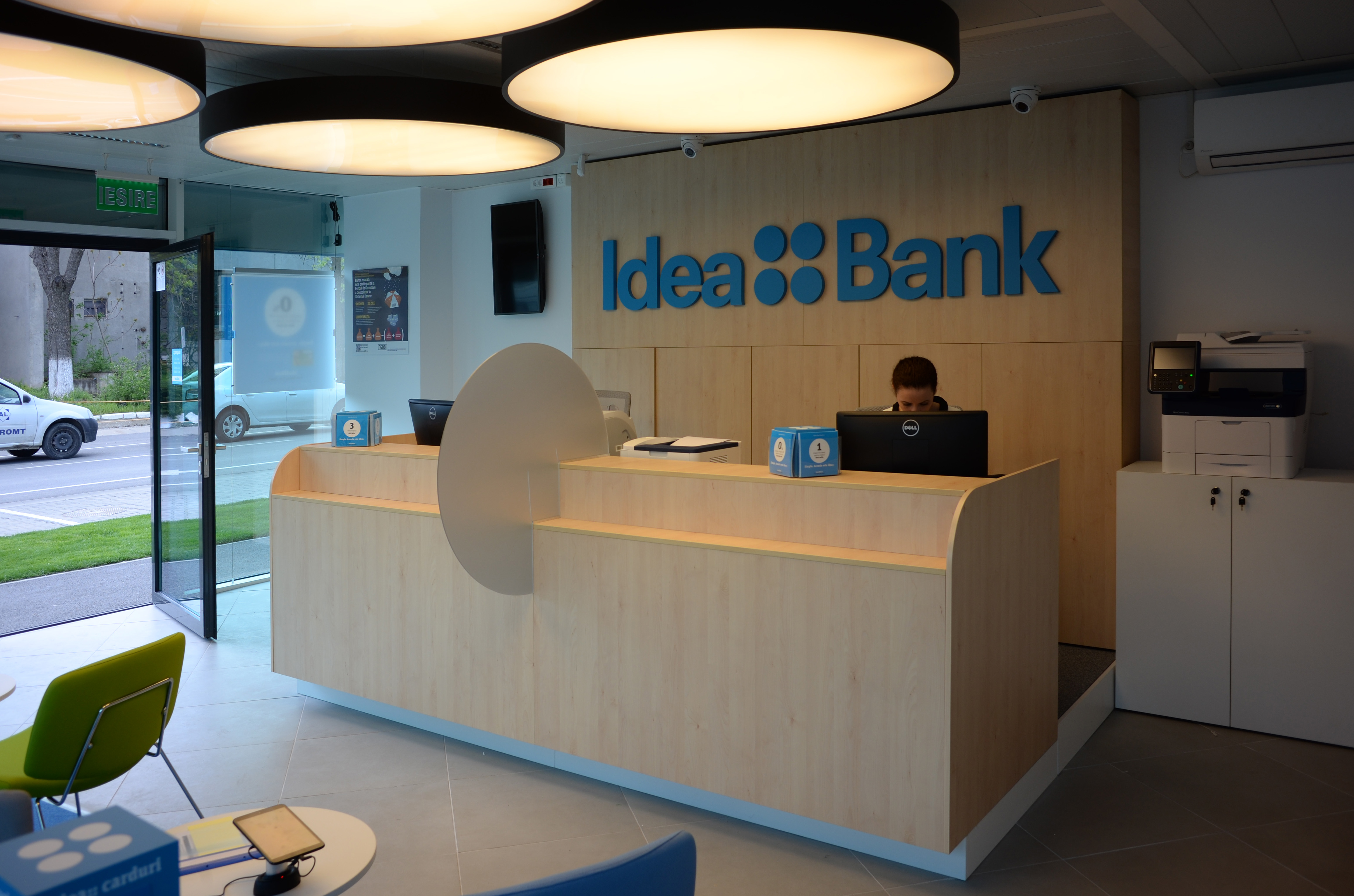 Idea Bank A Fost ScoasÄ La Vanzare AcÈionarul Getin Holding A Semnat Un Acord De Consiliere FinanciarÄ Cu Banca InternaÈionalÄ De InvestiÈii Rothschild Pentru O PotenÈialÄ TranzacÈie Stiri Bancare