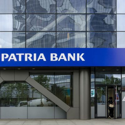 În 2020, Patria Bank a raportat un profit net de 2,8 milioane lei. Banca a suspendat plata ratelor pentru aproximativ 5% dintre clienti
