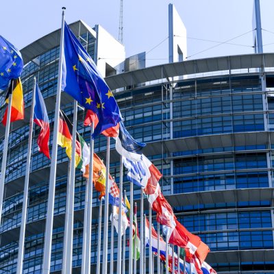 UE propune interzicerea accesului Moscovei la pieţele şi serviciile financiare europene