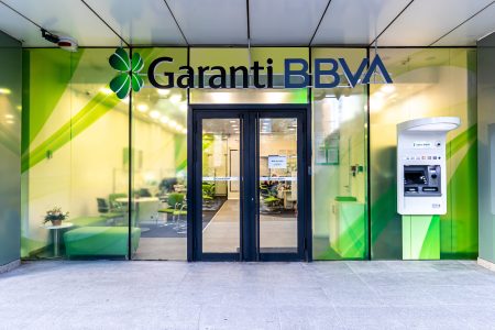Garanti BBVA sprijină fermierii români și lansează și un nou produs de creditare pentru prefinanțarea plăților APIA