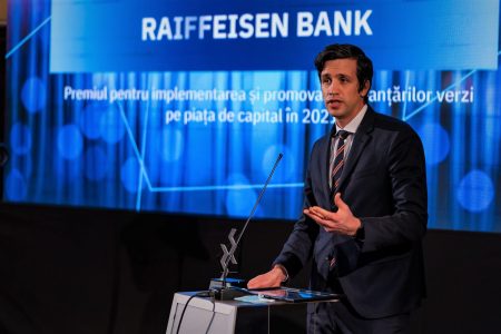 Raiffeisen Bank lanseaza Cadrul pentru Obligatiuni Sustenabile. Romulus Mircea: “Putem confirma interesul investitorilor pentru portofoliile de proiecte verzi, combaterea schimbărilor climatice aflandu-se în topul priorităților de sustenabilitate”