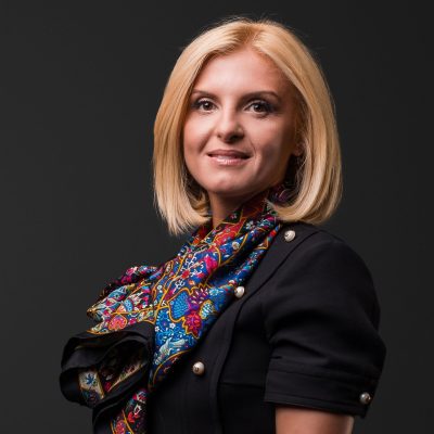 OTP Bank se alătură programului Femeia Manager 2022-2027. Roxana Hidan: Ne dorim să participăm activ la dezvoltarea companiilor mici și mijlocii și să susținem evoluția mediul antreprenorial feminin în România