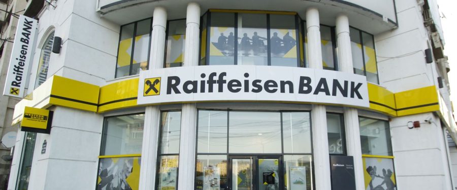 Raiffeisen Bank crește dobânzile pentru economiile în dolari și euro